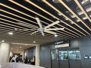 Lutter contre la canicule dans les aeroports avec les brasseurs d'air Turbobrise